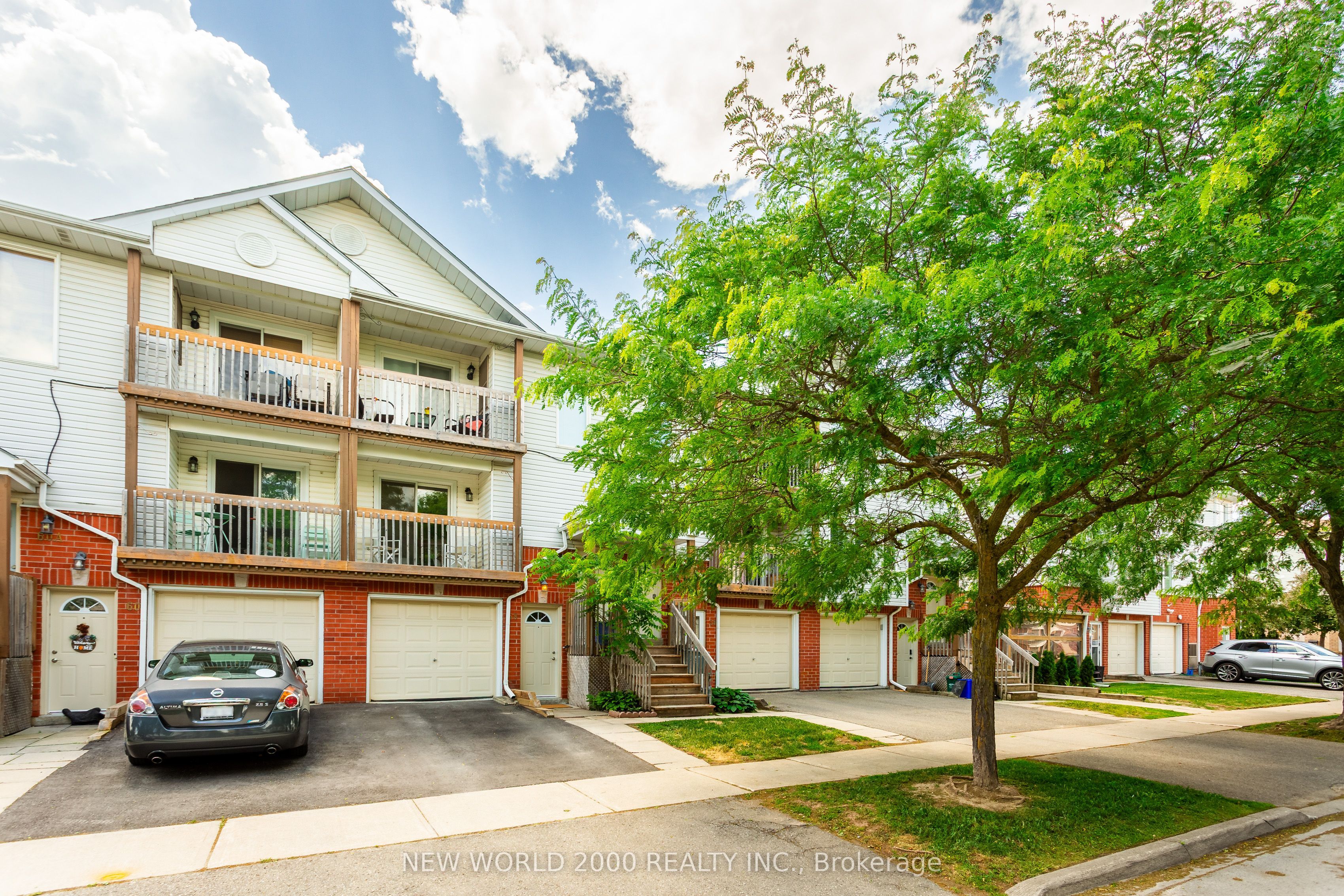 Photo 1 of 35 — 58 Stewart Maclaren Road 58, Halton Hills, ON L7G 5L9