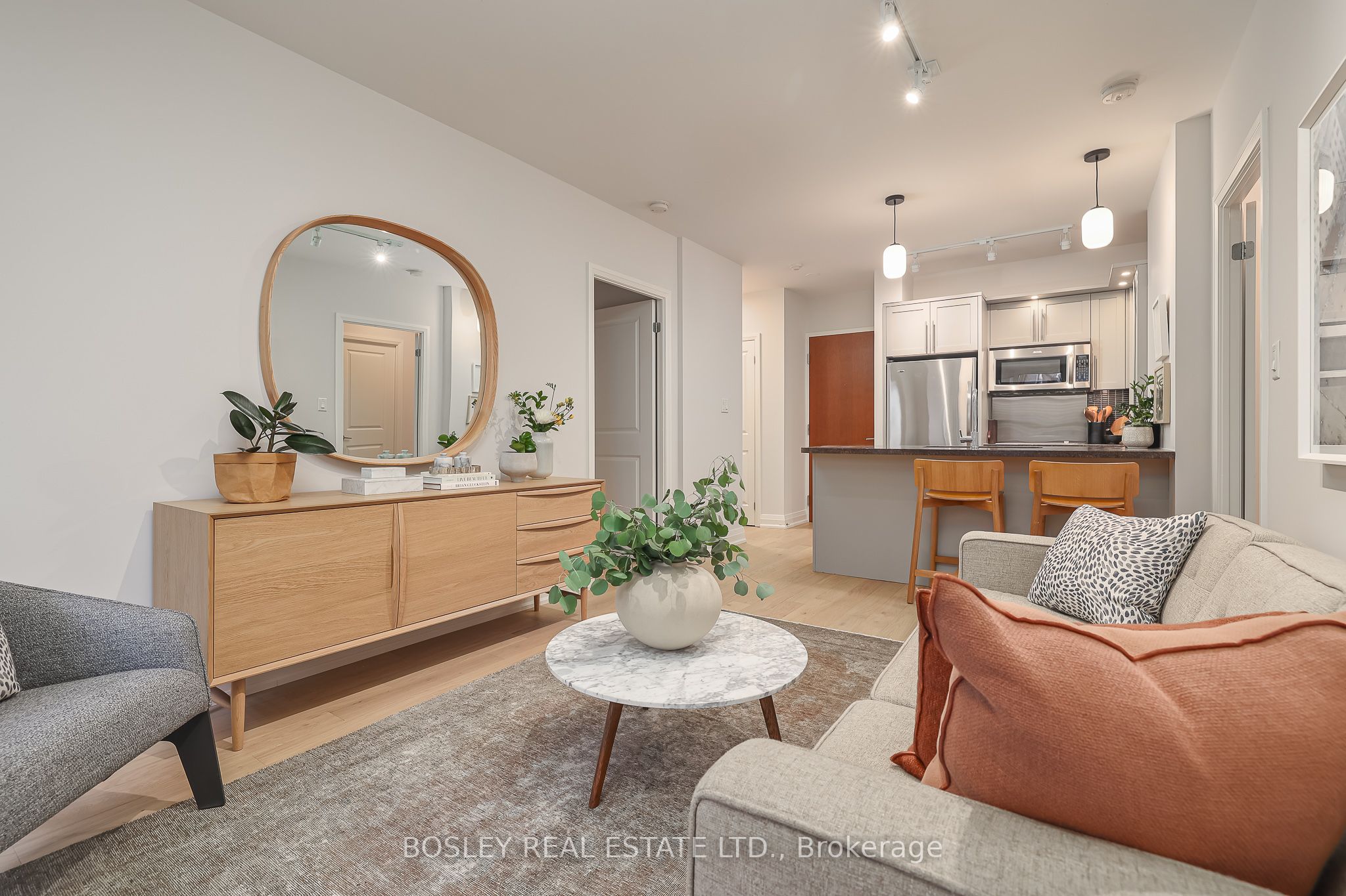 1430 Yonge Street 201