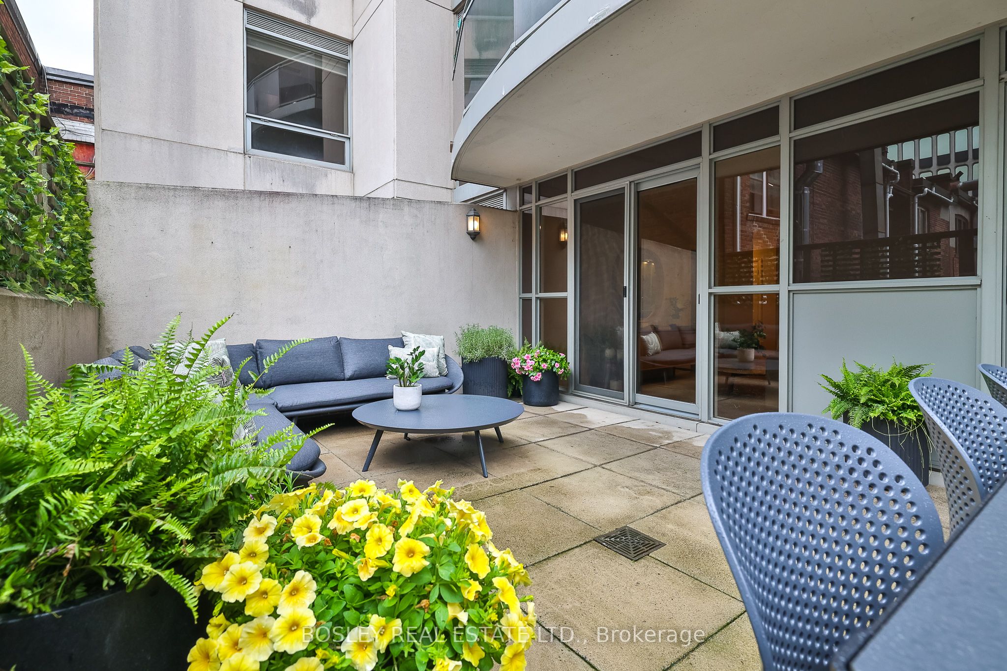 1430 Yonge Street 201