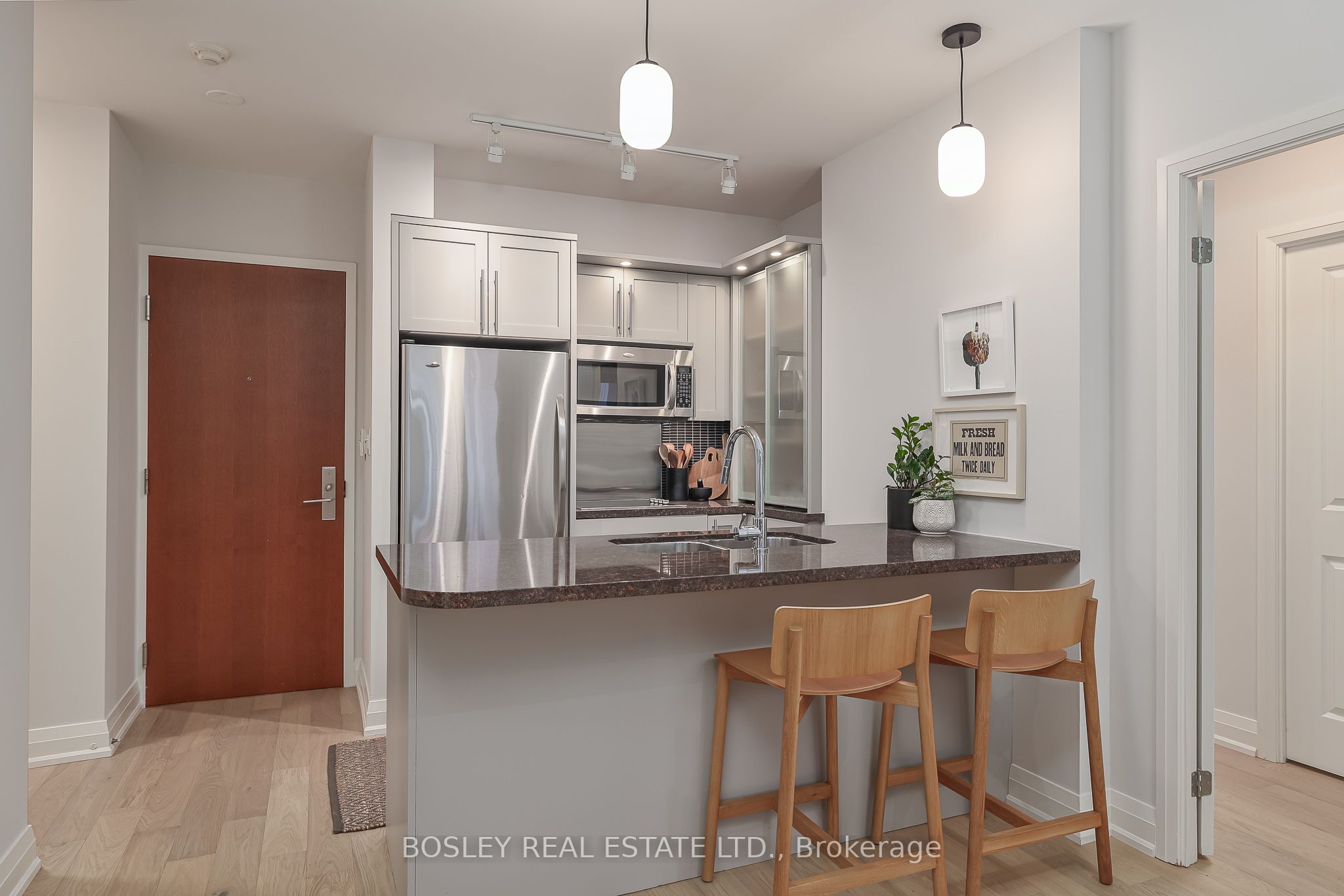 1430 Yonge Street 201