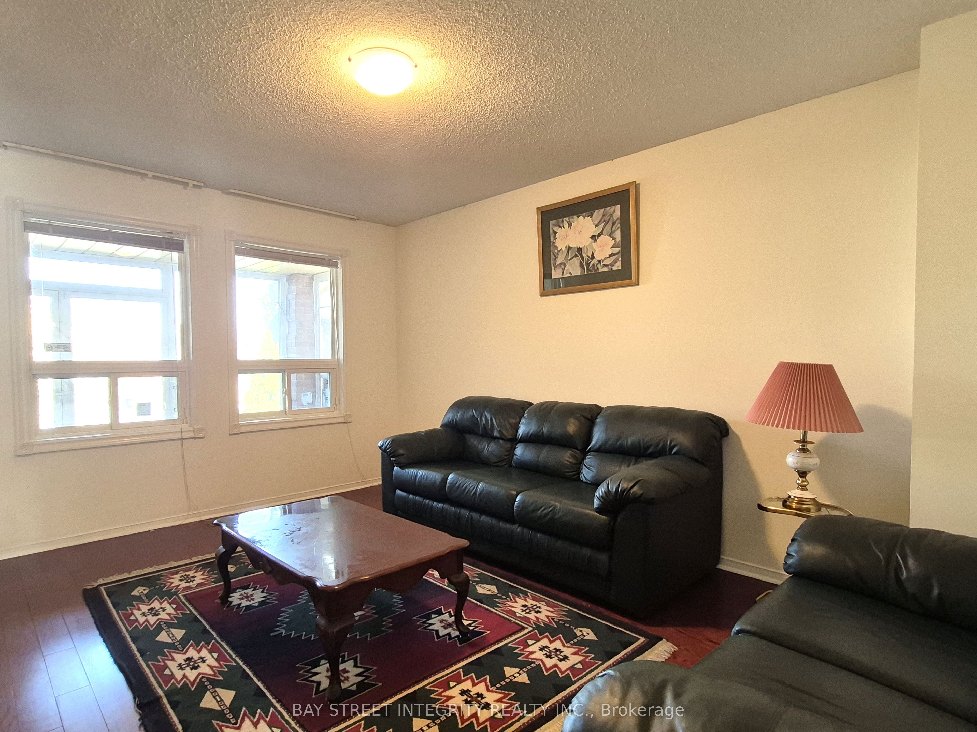 5132 Guildwood Way