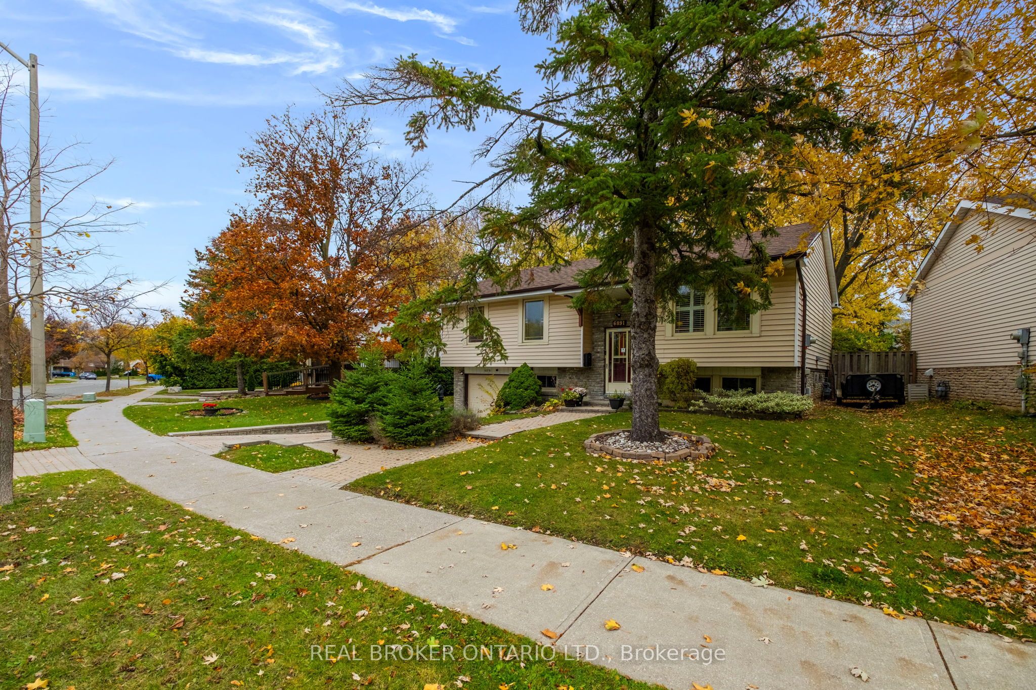 6891 Shelter Bay Road