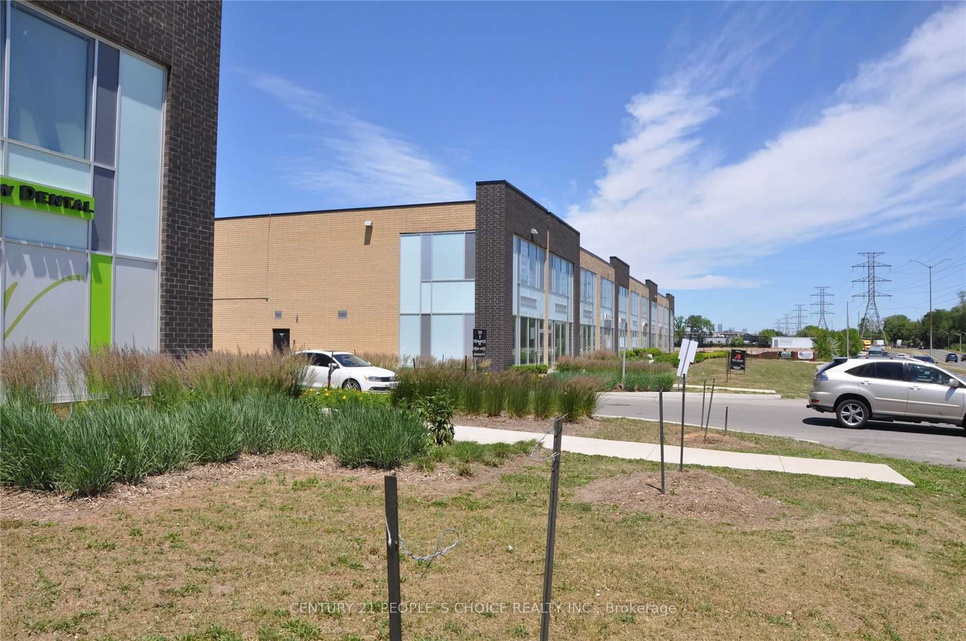 1185 Queensway N/A E 8