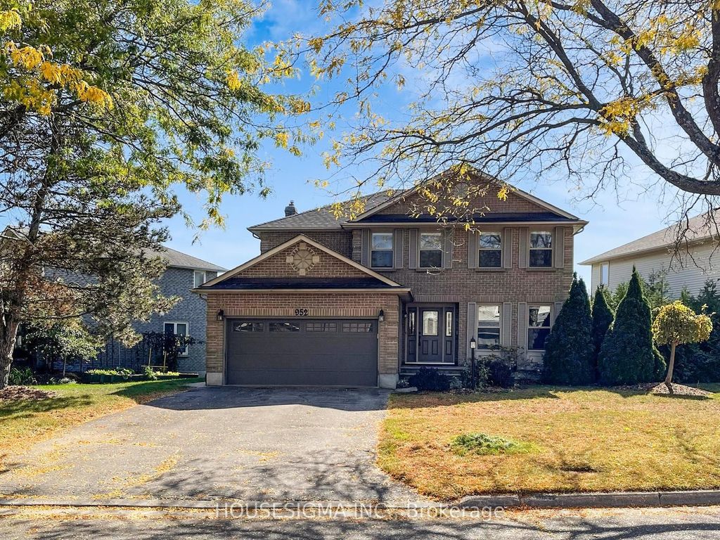 Photo of 952 Peggoty Circle, Oshawa, ON L1K 2G5 (MLS # E12455773)