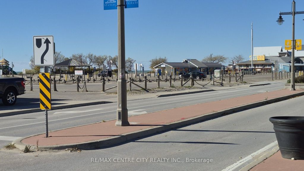 Photo of 143 William Street, Central Elgin, ON N5L 1E2 (MLS # X12485537)