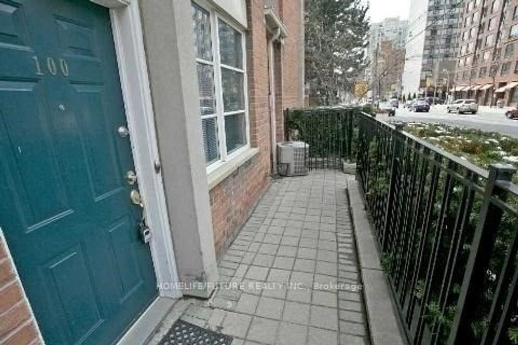 Photo of 415 Jarvis Street #100, Toronto, ON M4Y 3C1 (MLS # C13075508)