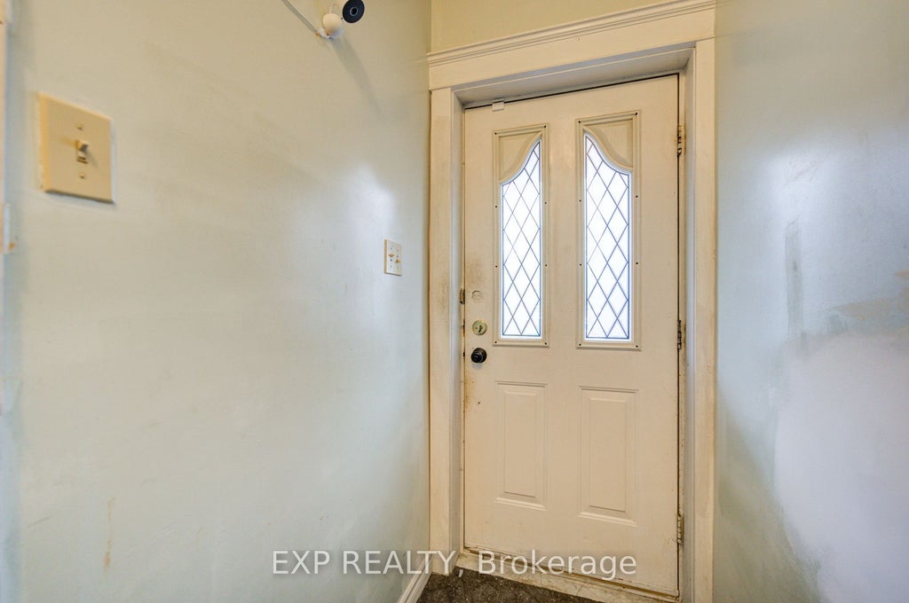 Photo of 170 Wallace Avenue, Toronto, ON M6H 1V2 (MLS # W14087640)