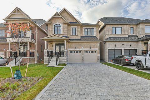 75 Jinnah Avenue Markham ON L3S 0G3