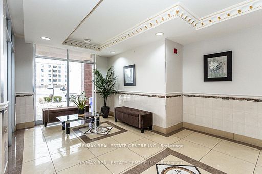 7405 Goreway Drive 520