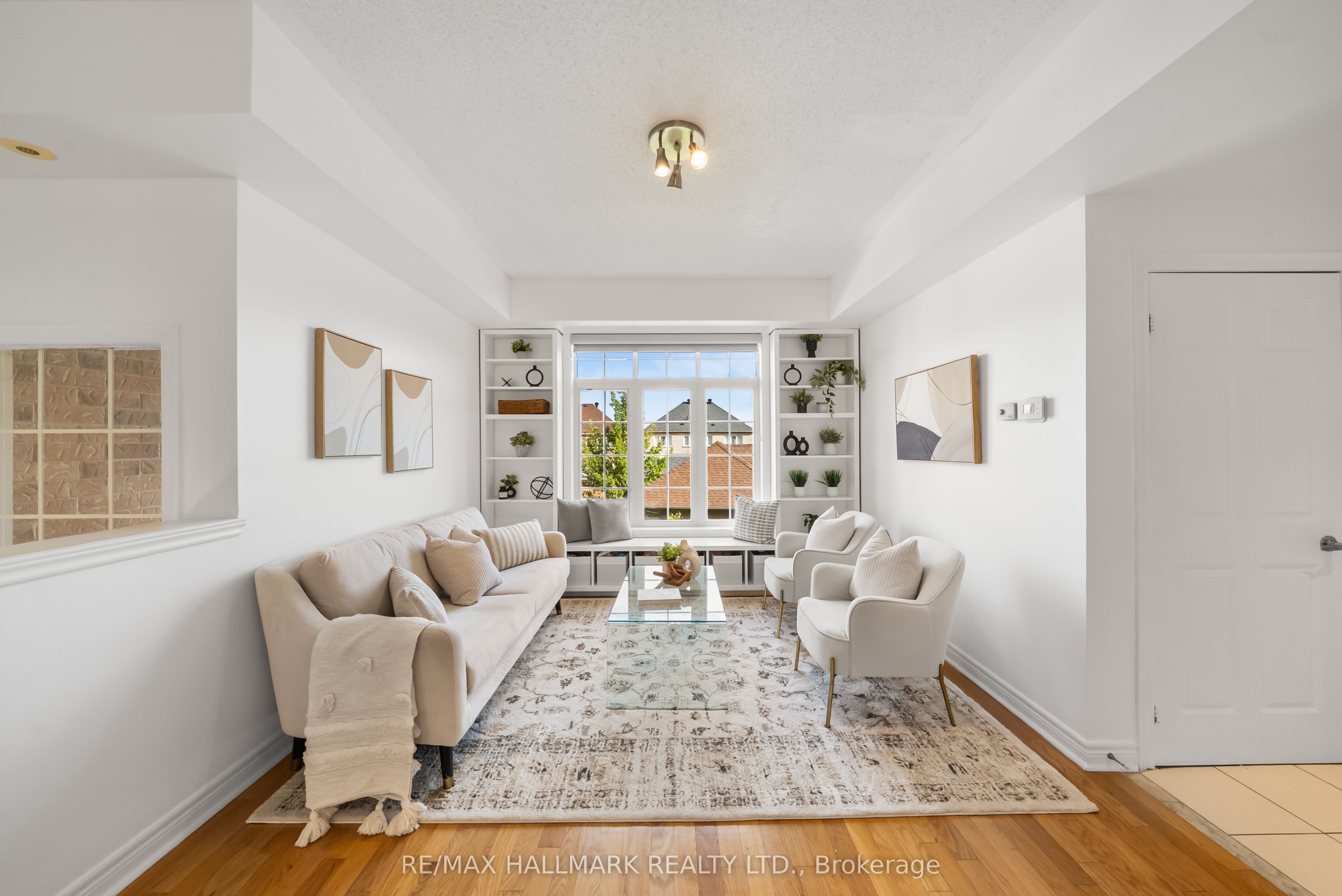 30 Greensborough Village Circle 22