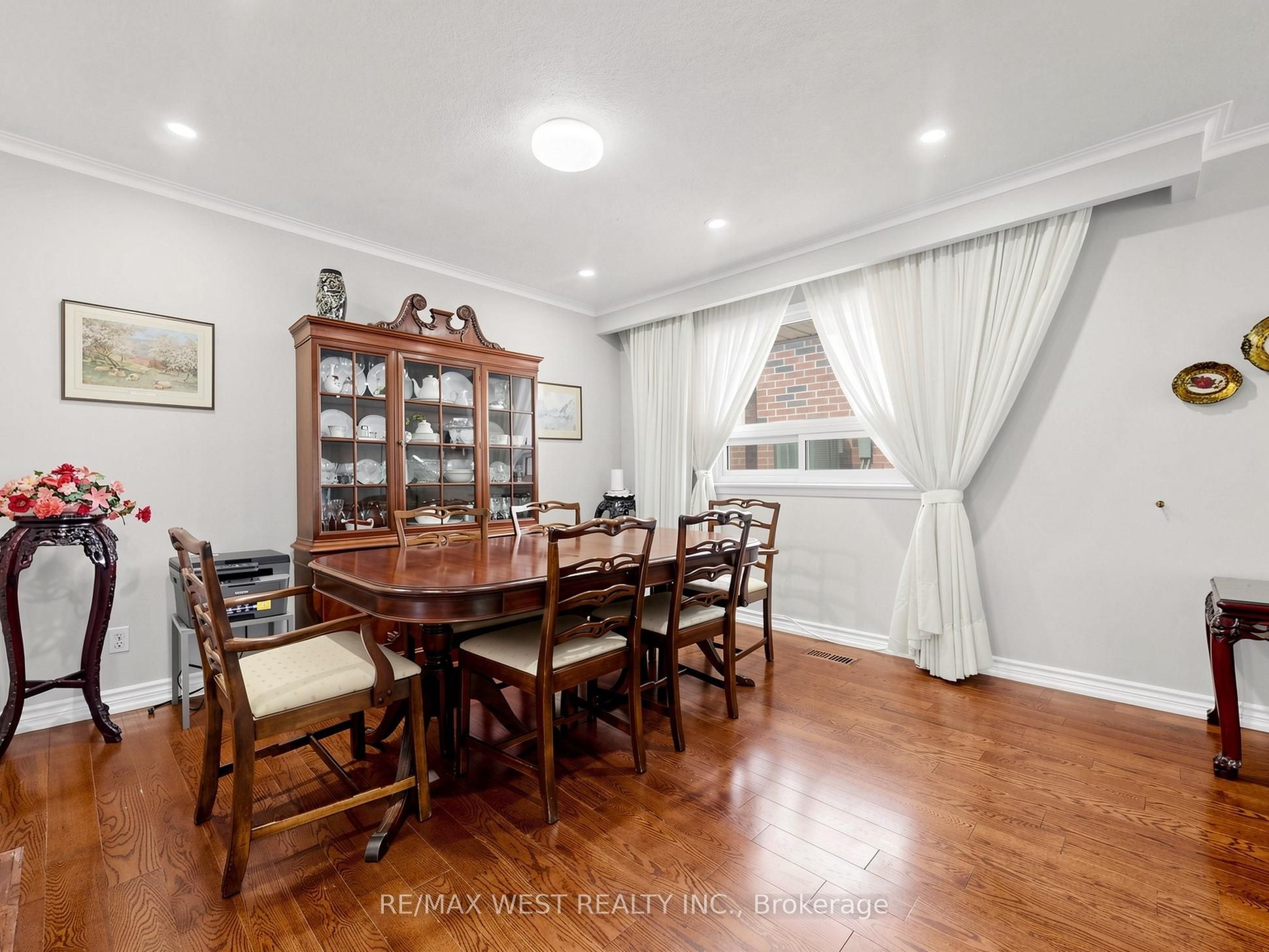 41 Burnview Crescent