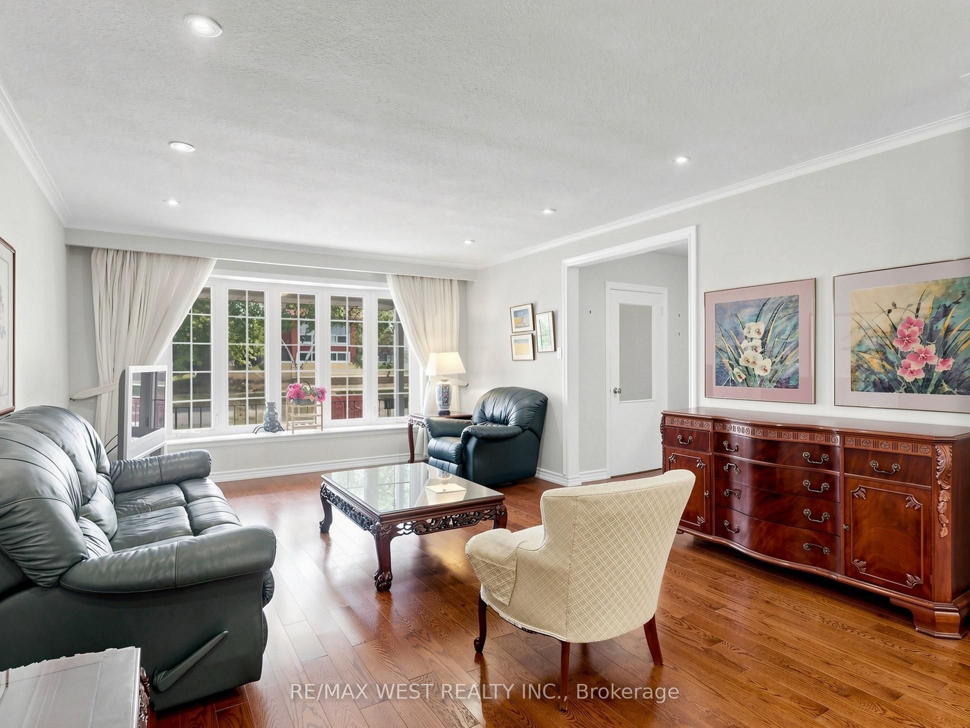 41 Burnview Crescent