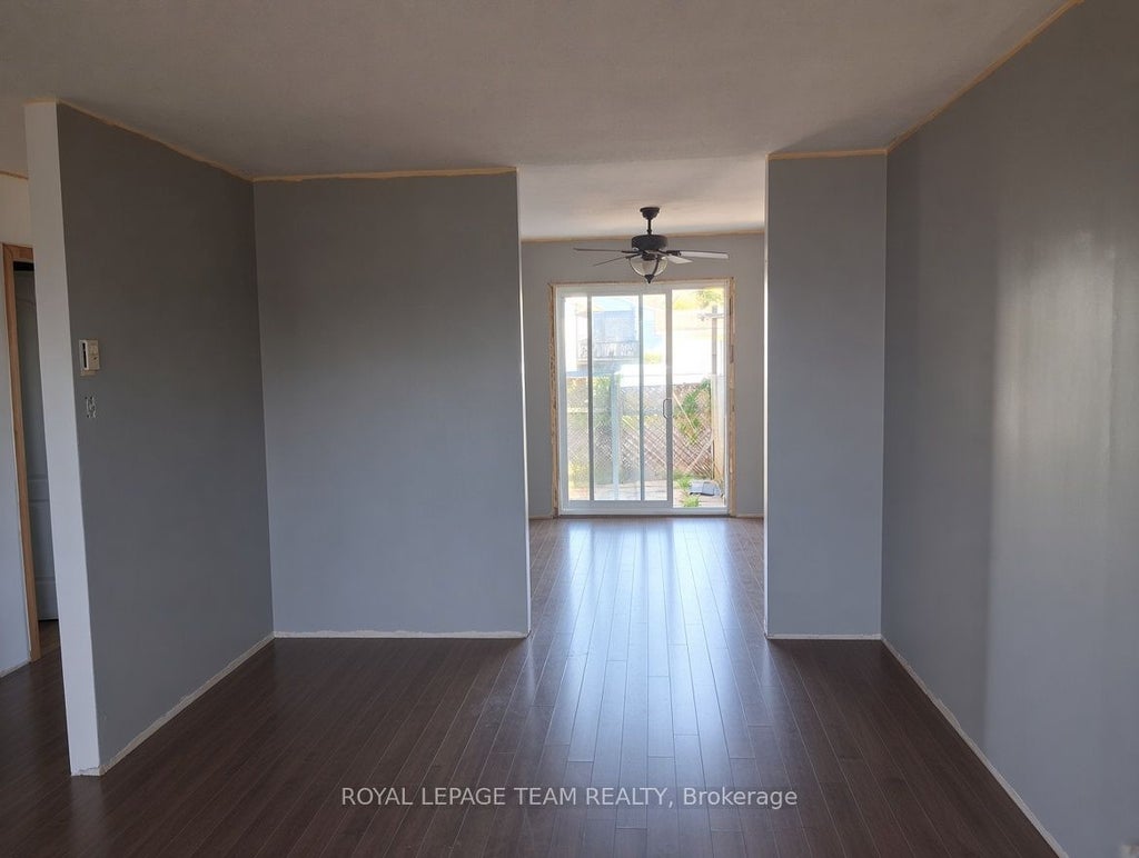 Photo of 86 Carraway Crescent, South Dundas, ON K0C 1X0 (MLS # X14092998)