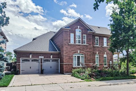 5420 Valleyhigh Drive Burlington ON L7L 6Z4
