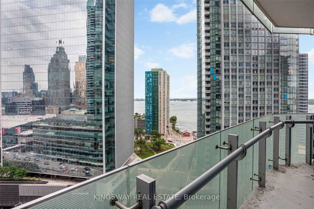 Photo of 14 York Street #1802, Toronto, ON M5J 2Z2 (MLS # C12395227)