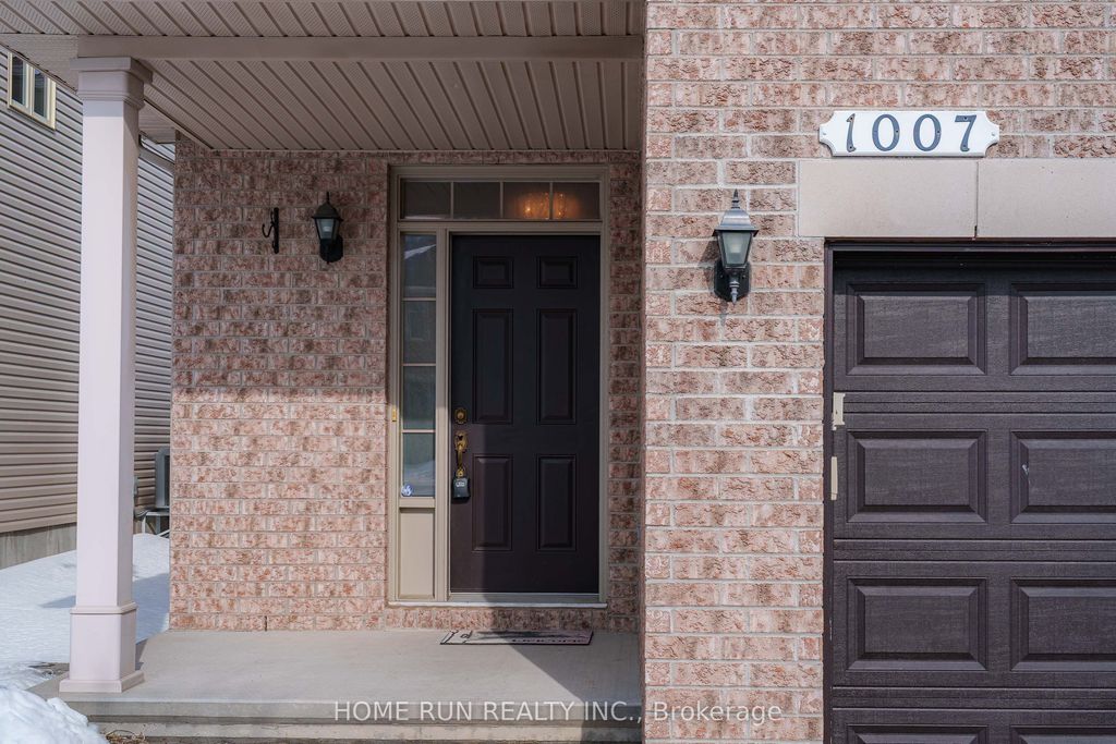 Photo of 1007 Grapefern Terrace, Orleans - Cumberland and Area, ON K4A 0L9 (MLS # X12852588)