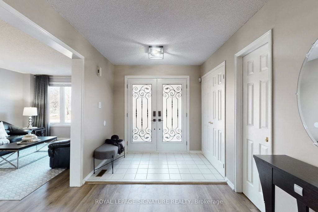Photo of 22 Winter Court, Whitby, ON L1N 8Y2 (MLS # E12968806)
