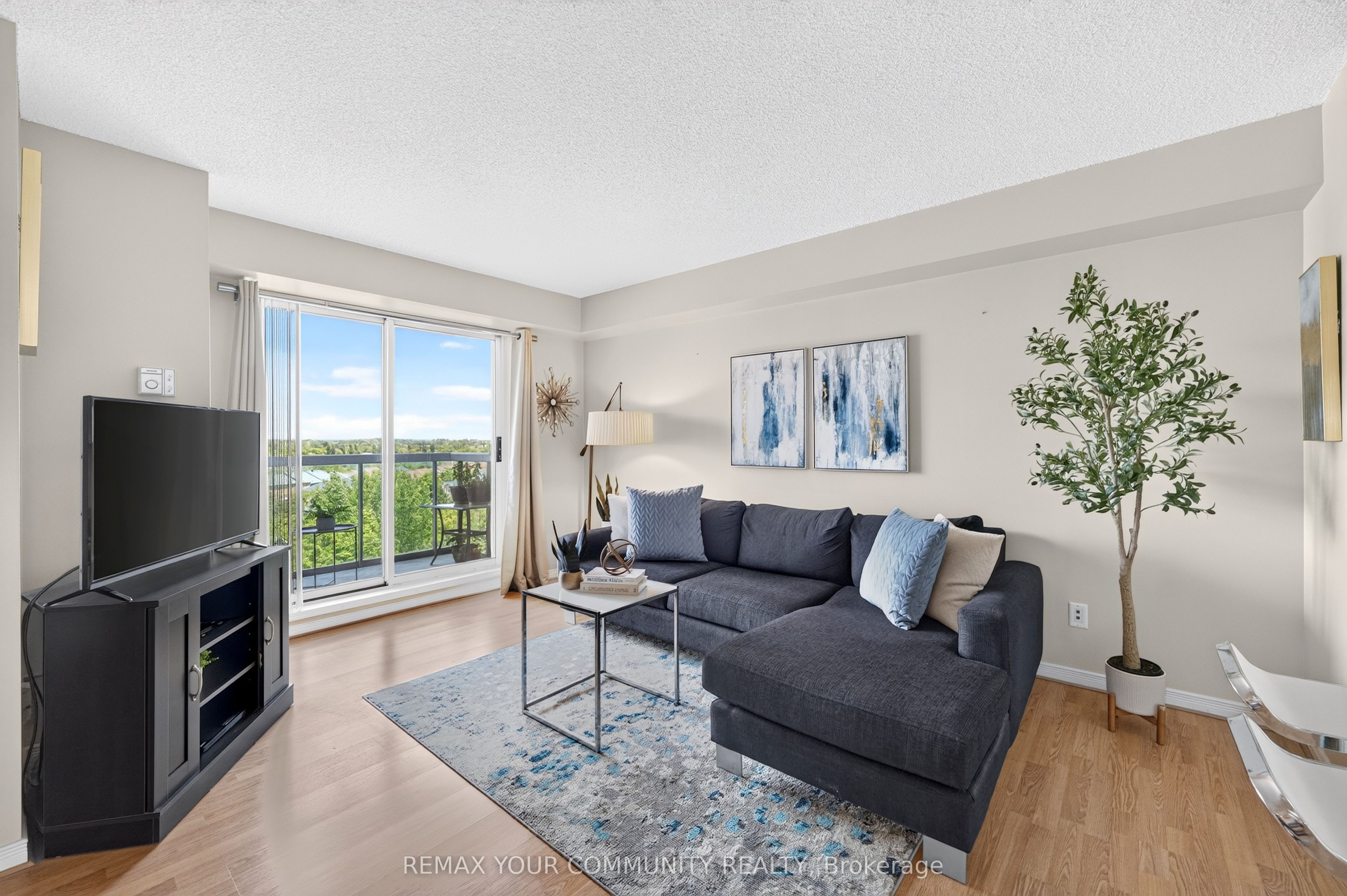 3 ELLESMERE Street 721