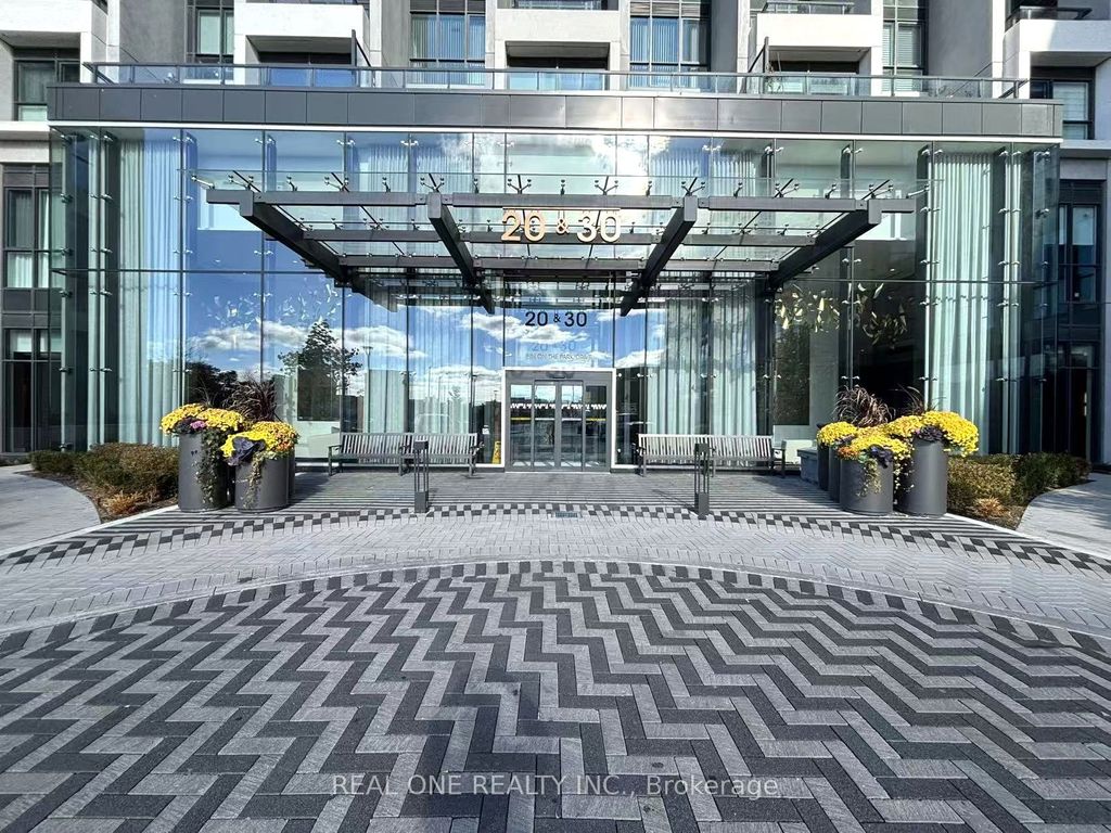 Photo of 30 Inn On The Park Drive #2704, Toronto, ON M3C 0P7 (MLS # C12719636)