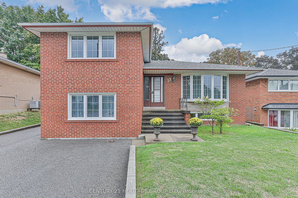 Photo of 53 Caronport Crescent, Toronto, ON M3A 1H2 (MLS # C12423559)