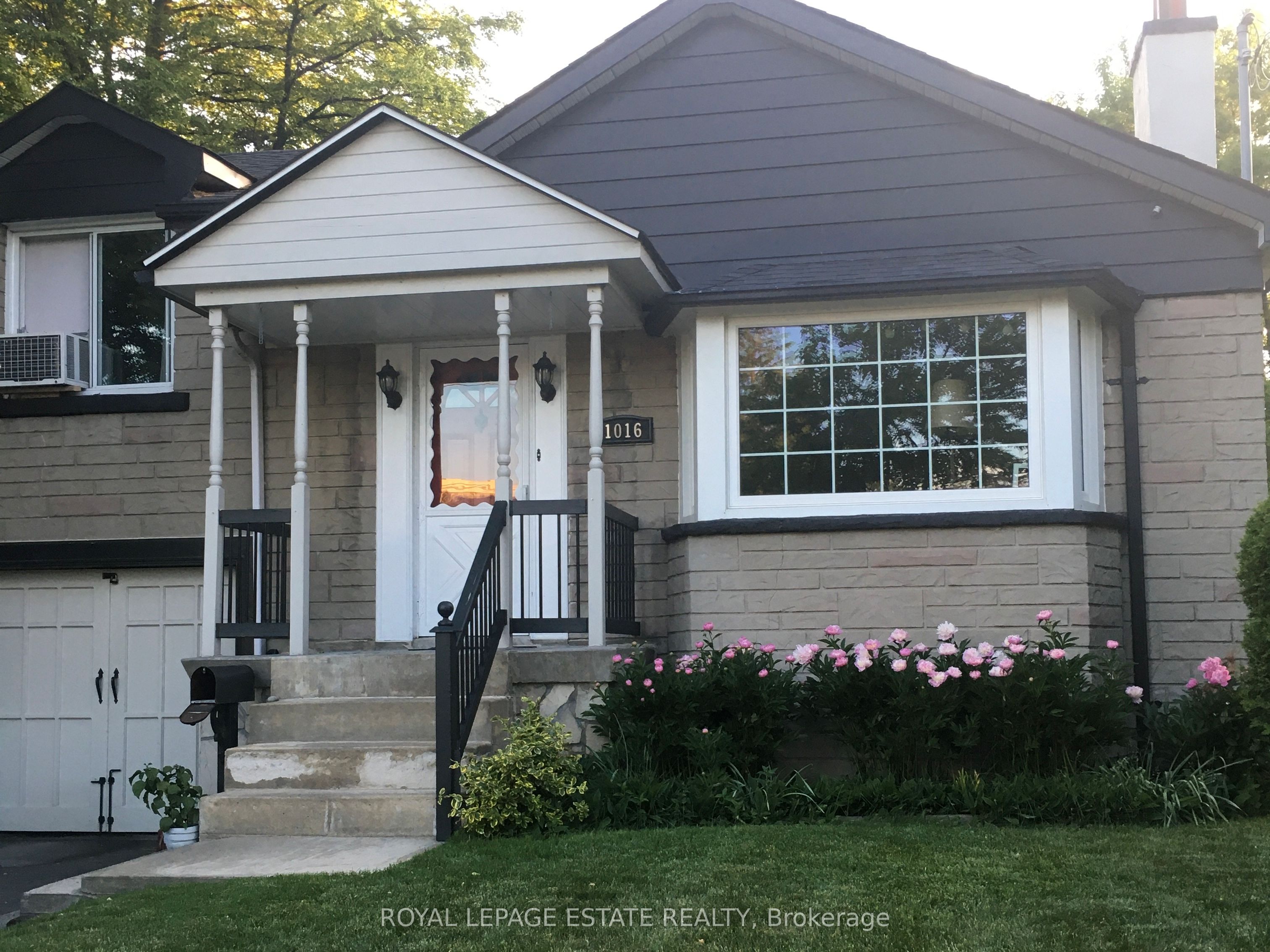 1016 Kipling Avenue