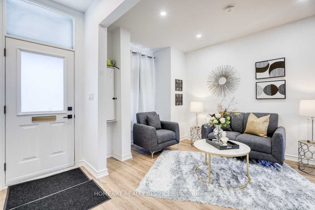 Photo of 613 Dufferin Street, Toronto, ON M6K 2B1 (MLS # C12456154)