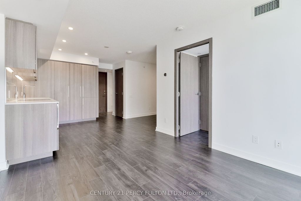 Photo of 19 Bathurst Street #1107, Toronto, ON M5V 0N2 (MLS # C12591184)
