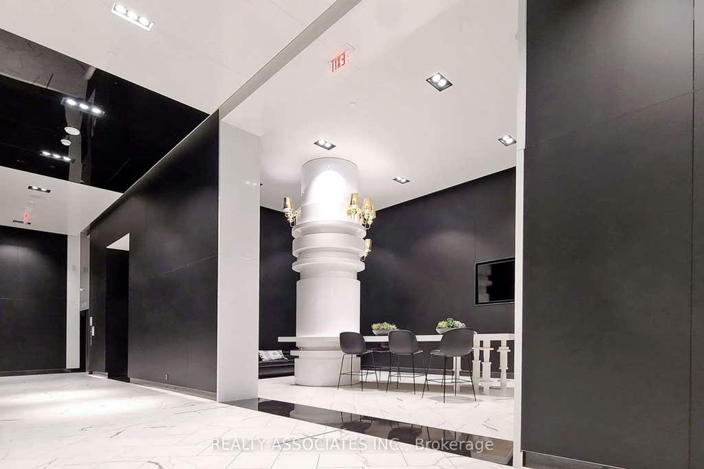 Photo of 87 Peter Street #2012, Toronto, ON M5V 0P1 (MLS # C13523966)