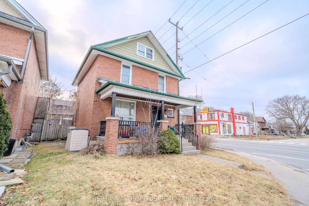 Photo of 240 Division Street, Oshawa, ON L1G 5M5 (MLS # E12747064)