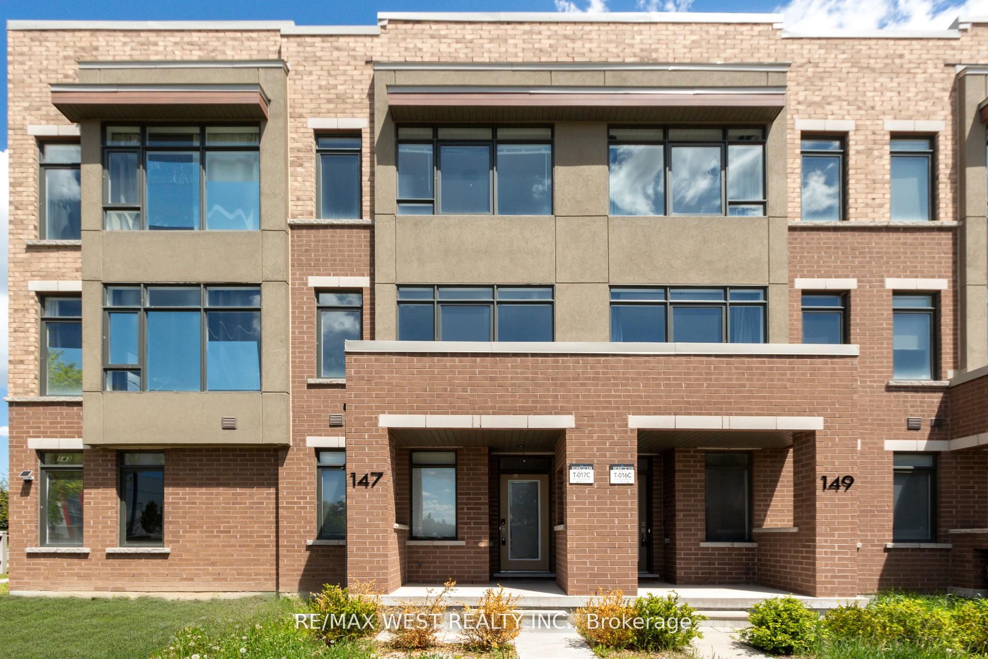 147 Salterton Circle