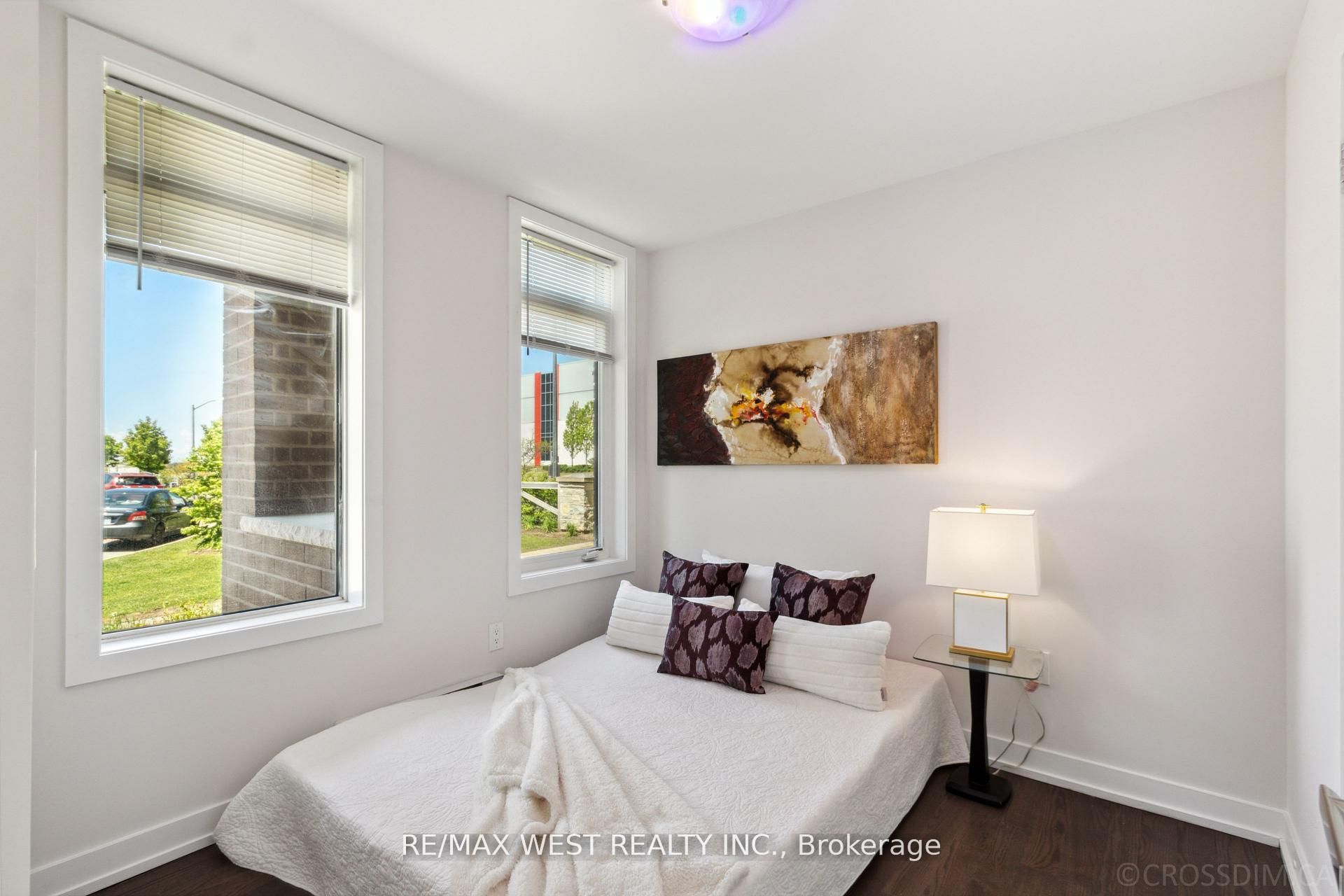 147 Salterton Circle