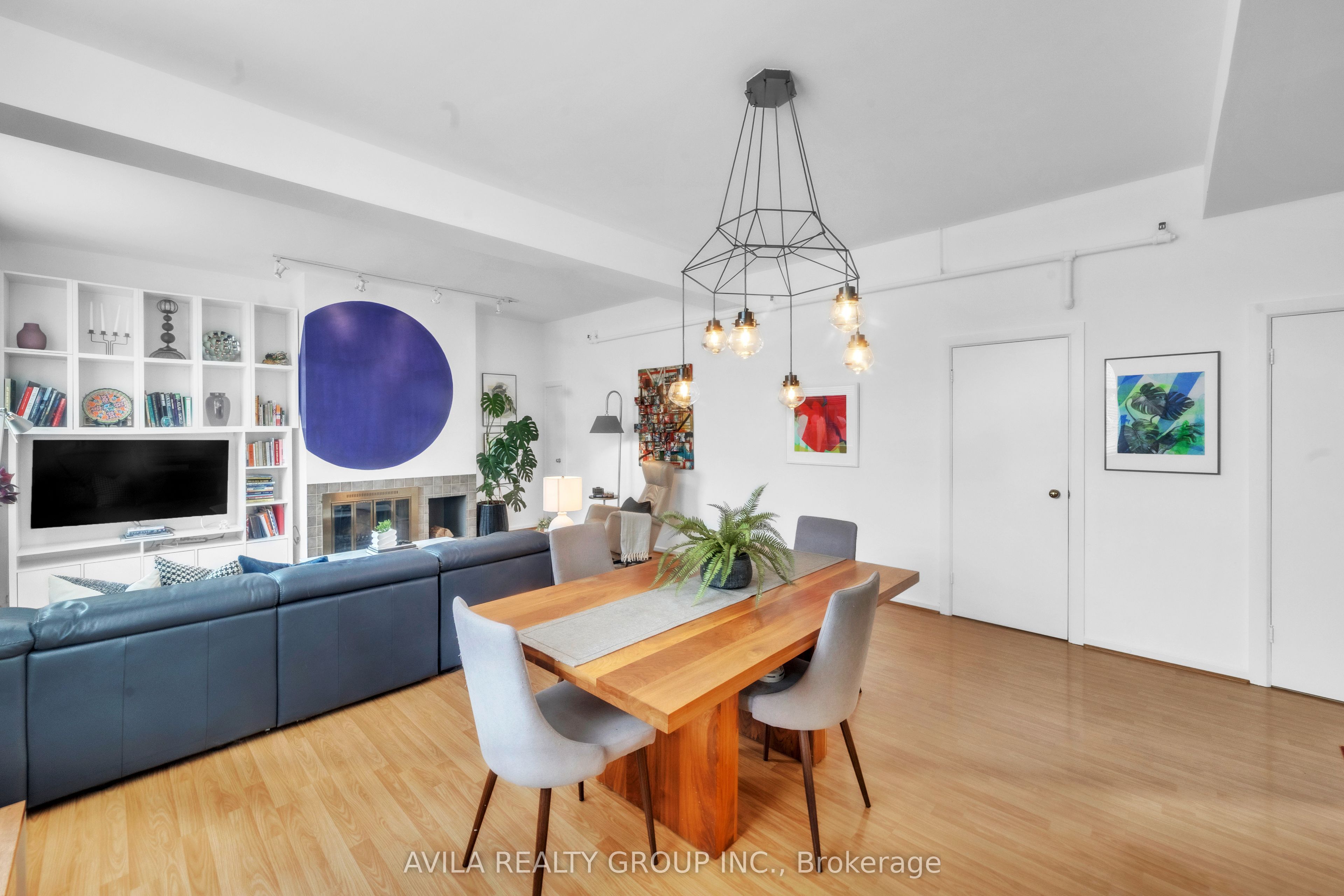 75 Markham Street 7