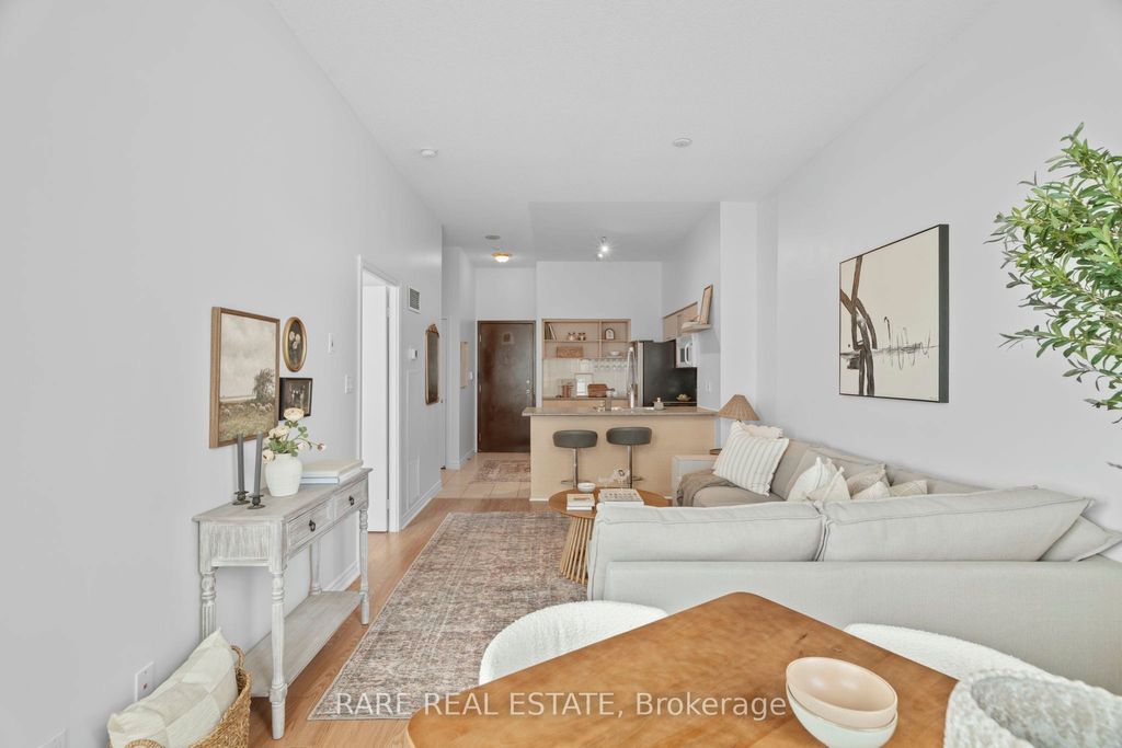 Photo of 410 Queens Quay W #413, Toronto, ON M5V 3T1 (MLS # C12434337)
