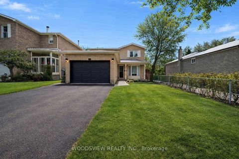 29 Misty Moor Drive Richmond Hill ON L4C 6P9