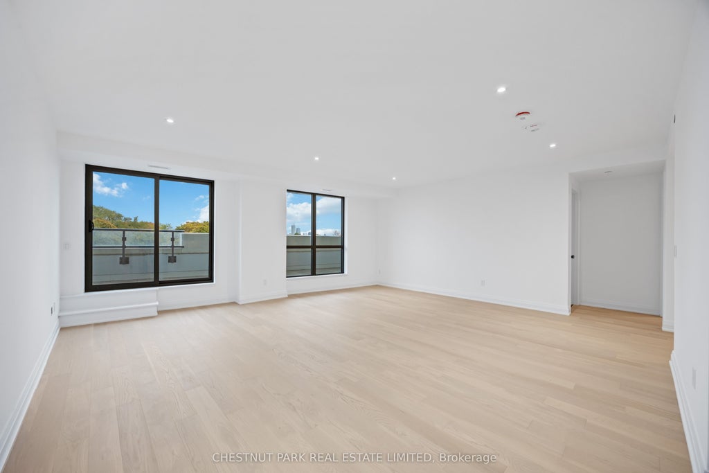 Photo of 505 Glencairn Avenue #406, Toronto, ON M6B 0B2 (MLS # C14094636)