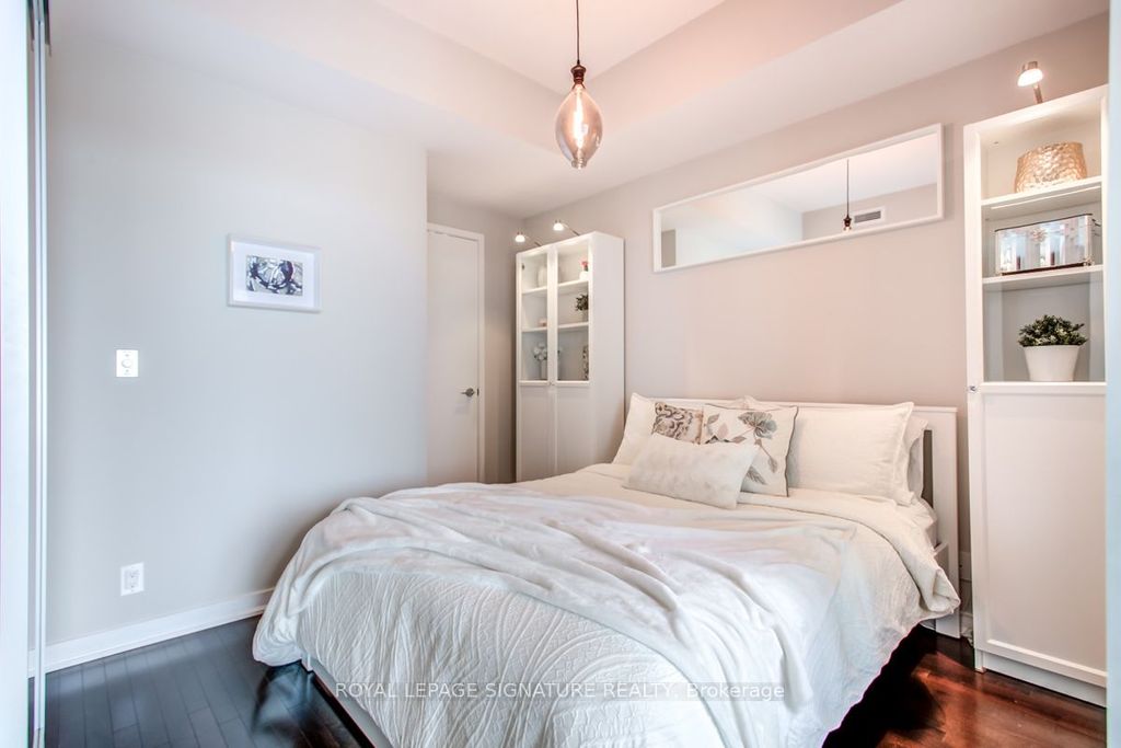 Photo of 14 York Street #1507, Toronto, ON M5J 2Z2 (MLS # C12443997)