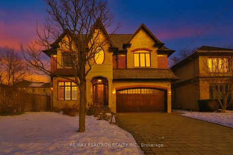 Photo of 77 Tamworth Road, Toronto, ON M2N 2N8 (MLS # C12606992)