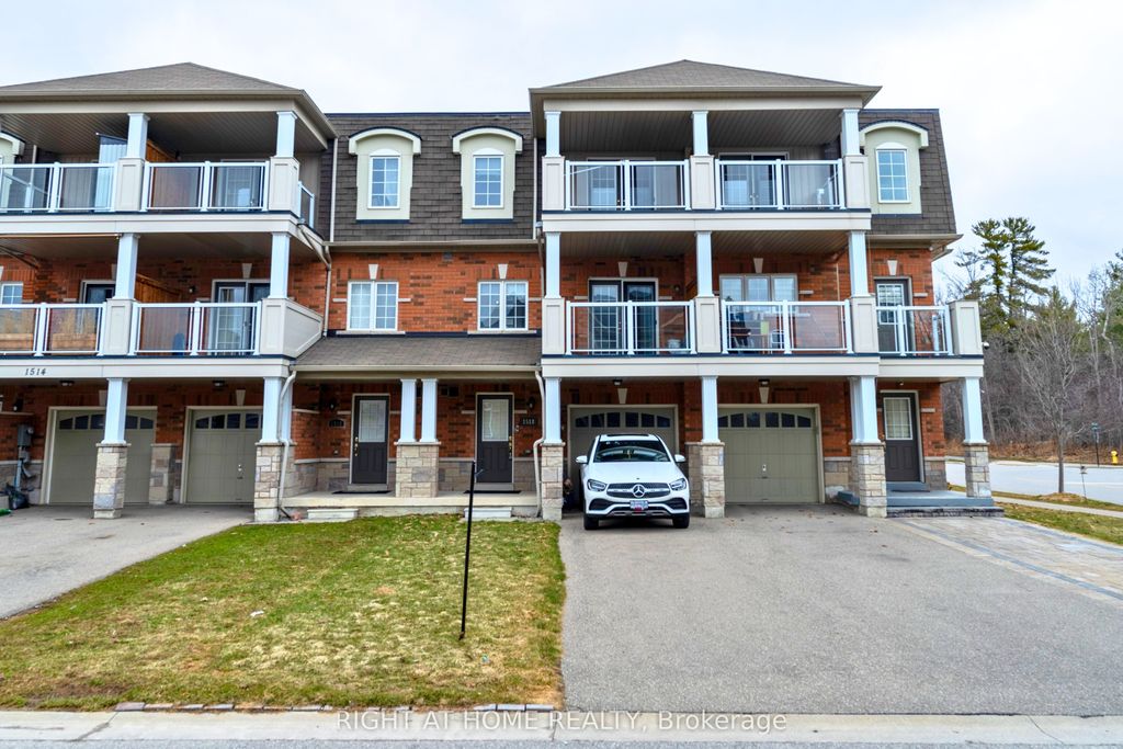 Photo of 1518 Shepway Mews, Pickering, ON L1X 0C7 (MLS # E13170804)