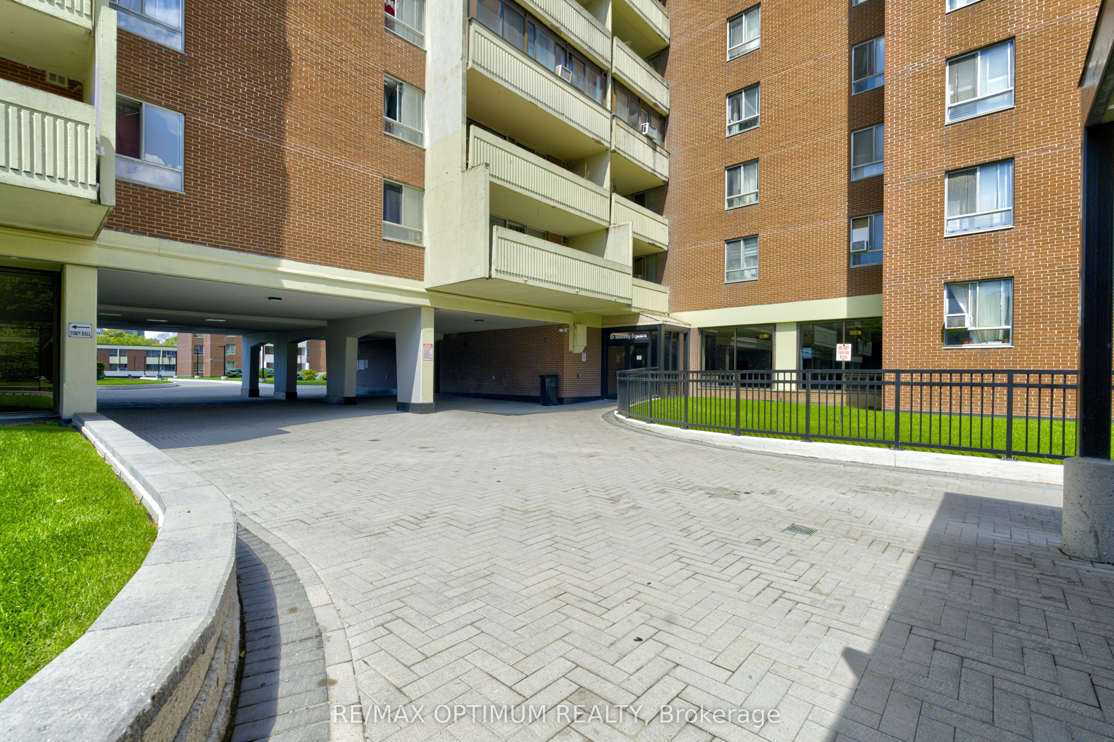 5 Massey Square 2110