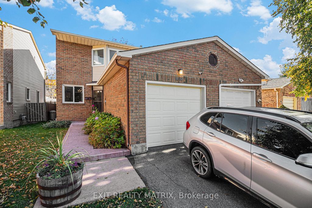 Photo of 1432 Deavy Way E, Orleans - Cumberland and Area, ON K1E 2W8 (MLS # X12488562)