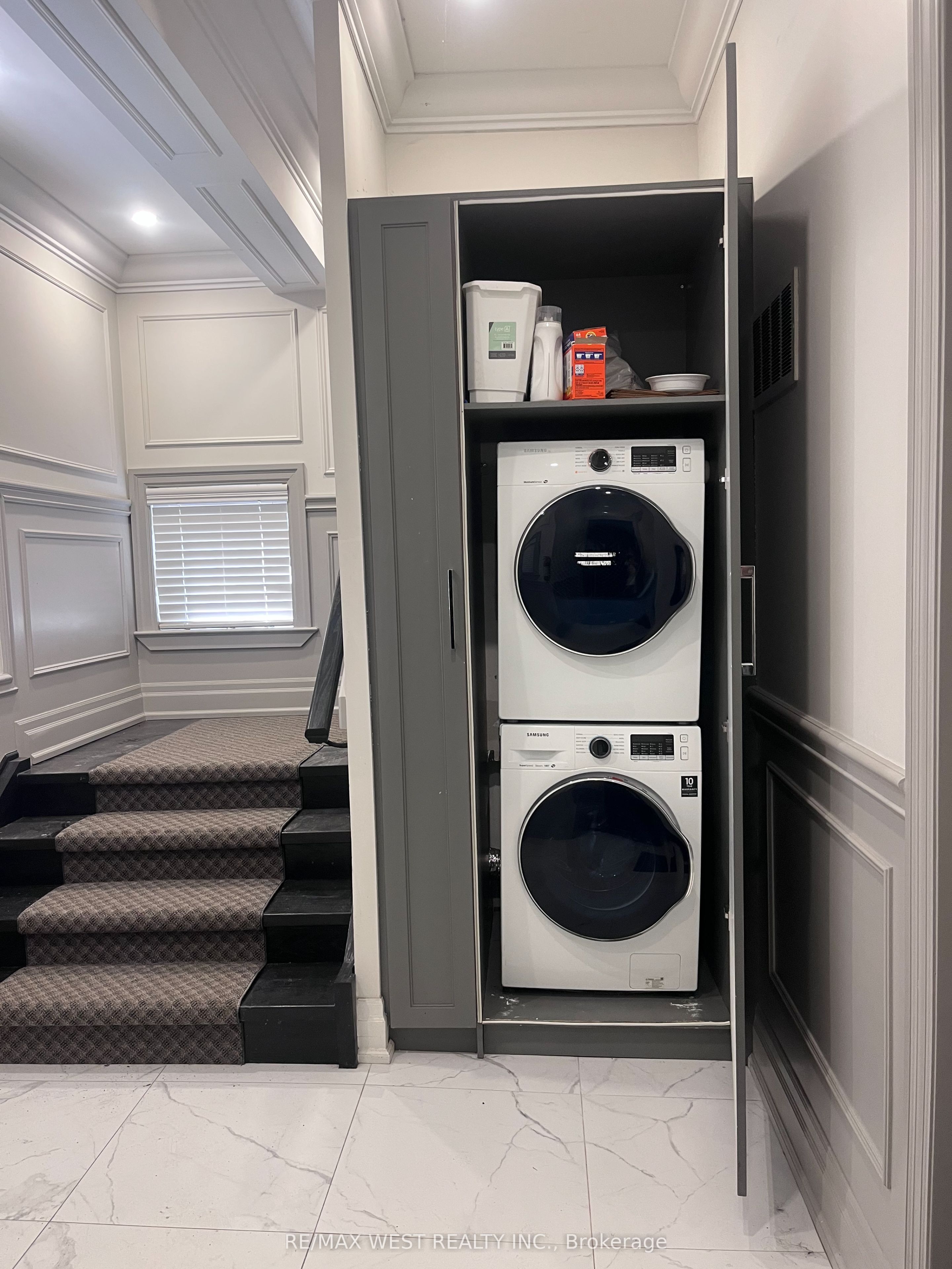 1495 King Street W 2