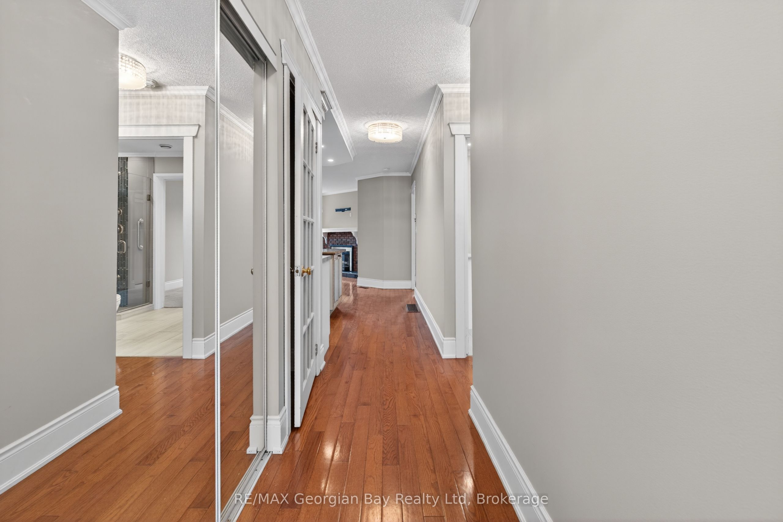 696 King Street 63