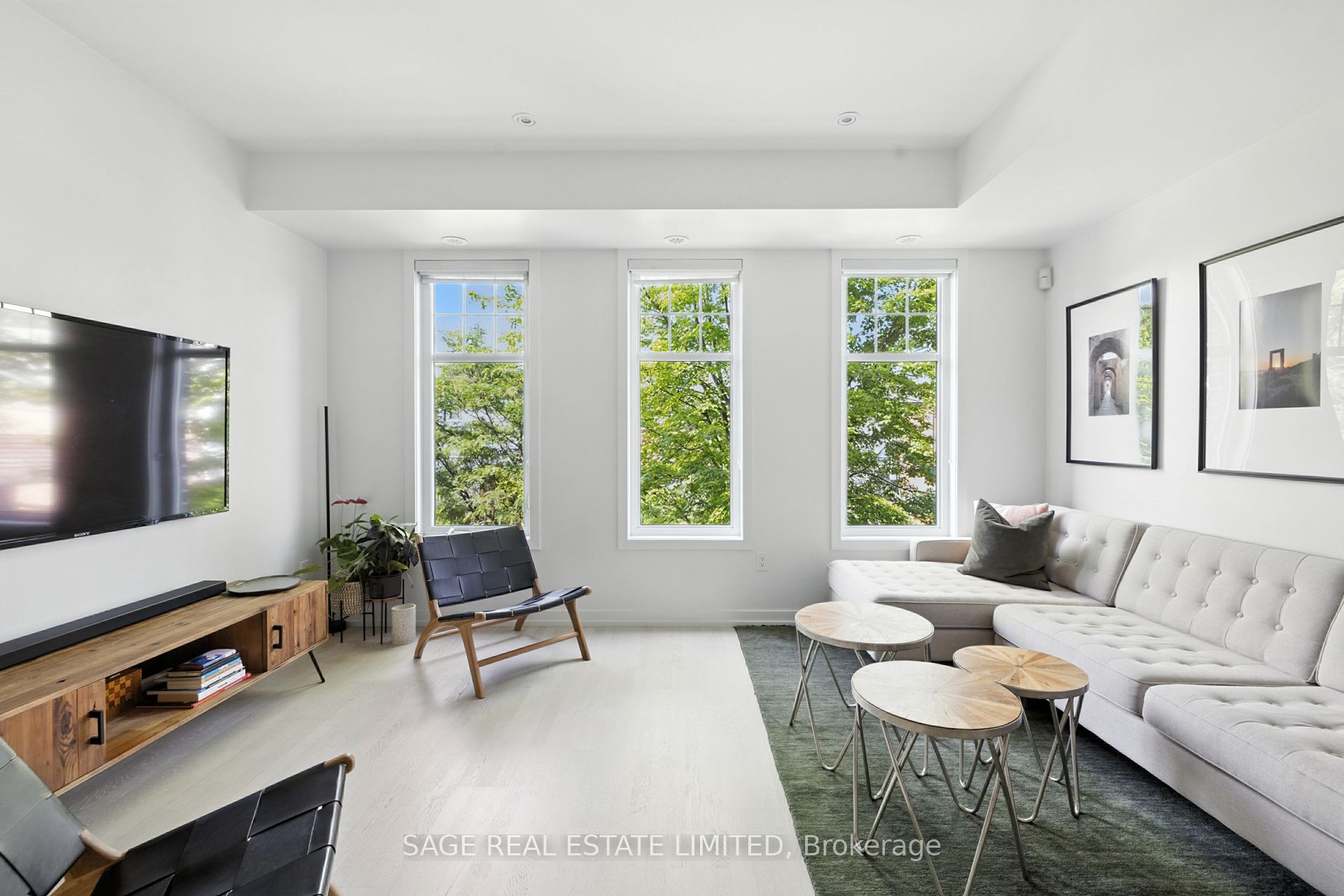140 Broadview Avenue 60