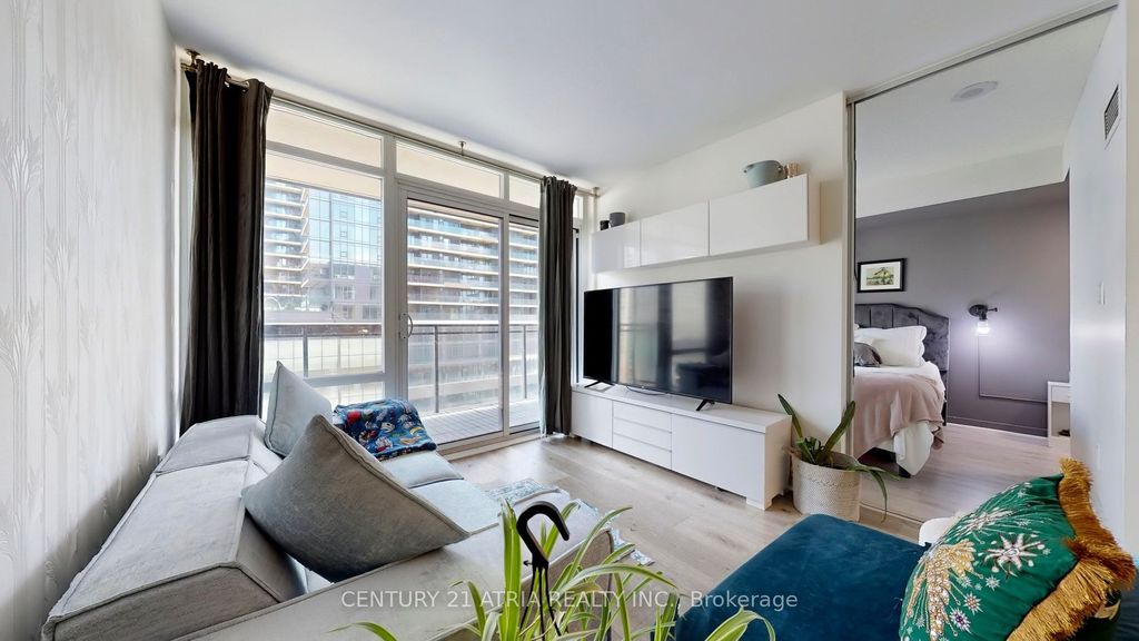Photo of 4K Spadina Avenue #1708, Toronto, ON M5V 3Y9 (MLS # C12364897)