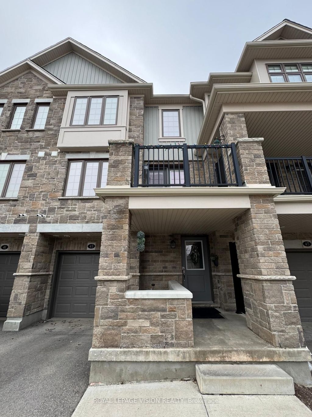 Photo of 43 BANK SWALLOW Crescent, Kitchener, ON N2P 0J7 (MLS # X12956128)