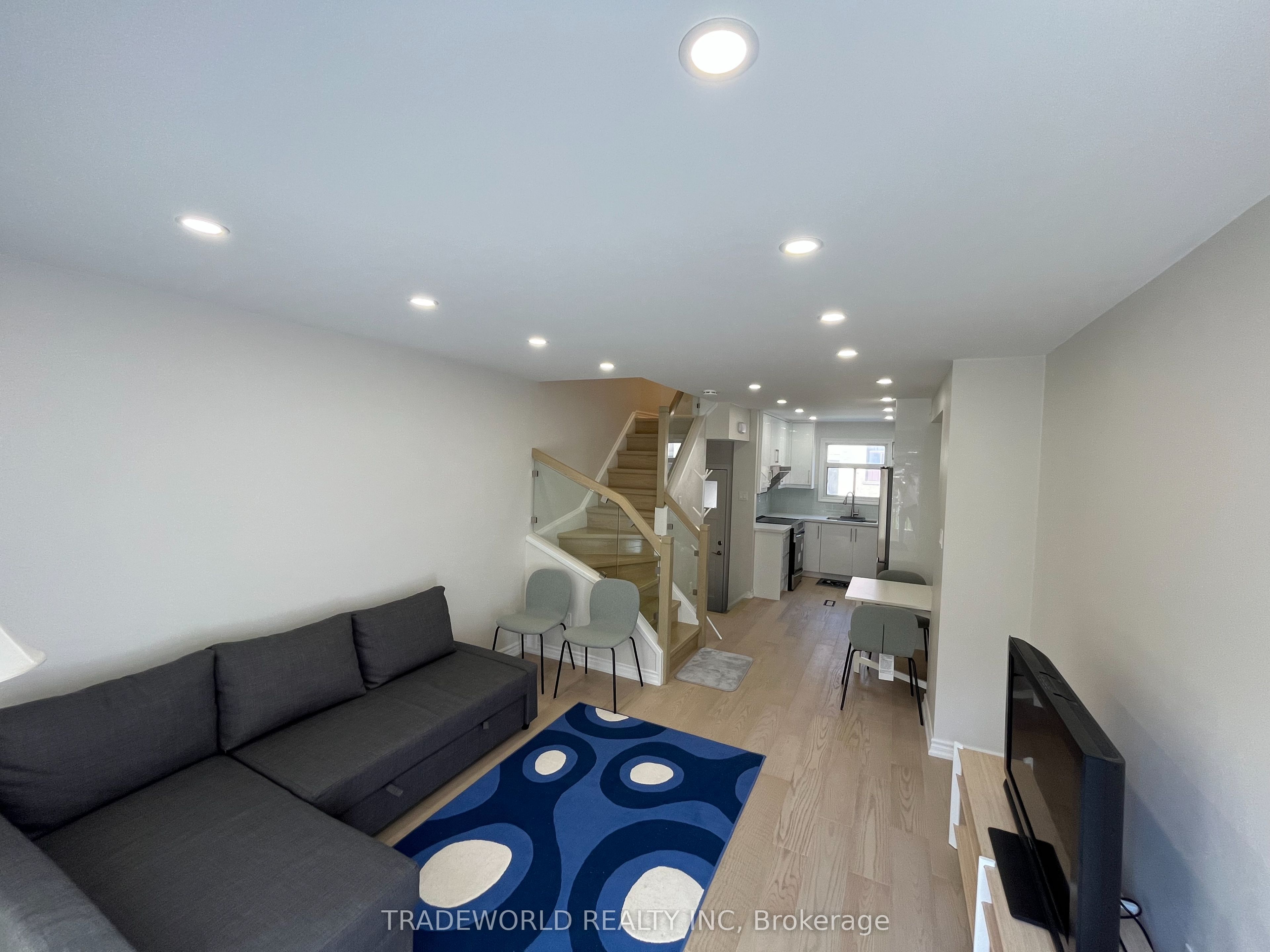275 Broadview Avenue 169