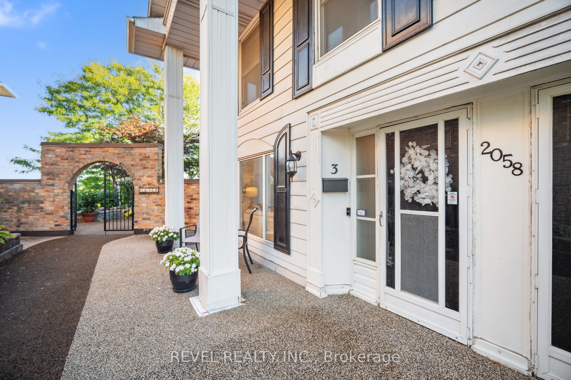 2058 Brant Street 3