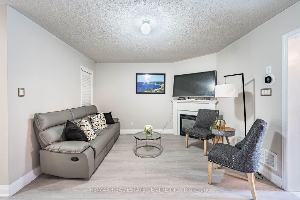 Photo of 22 Tanasi Road, Brampton, ON L6X 0K4 (MLS # W13075450)