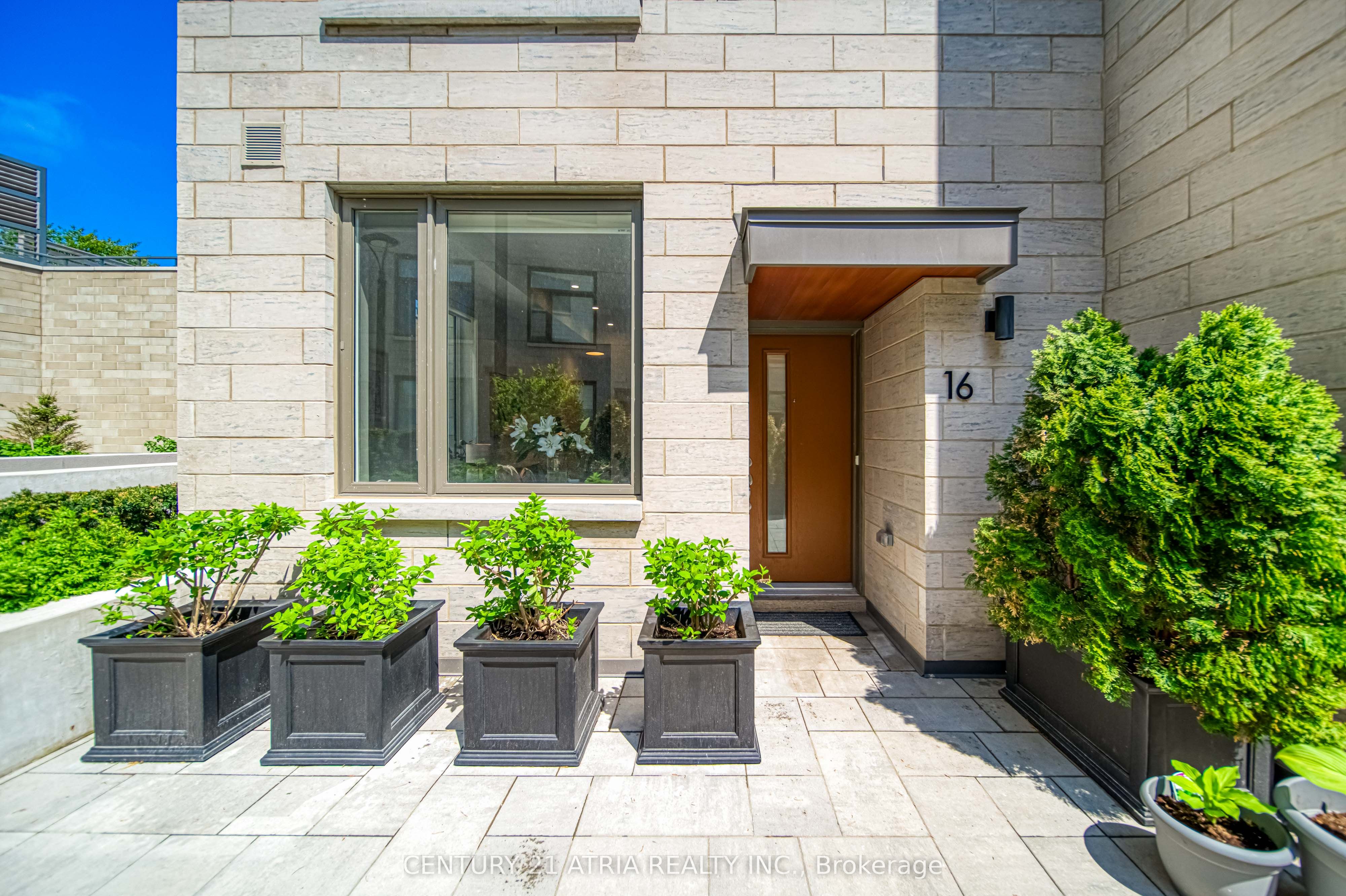 165 Pears Avenue TH16
