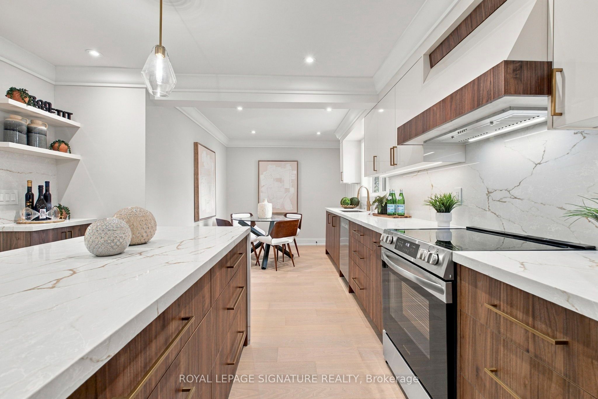 11 Brook Tree Crescent
